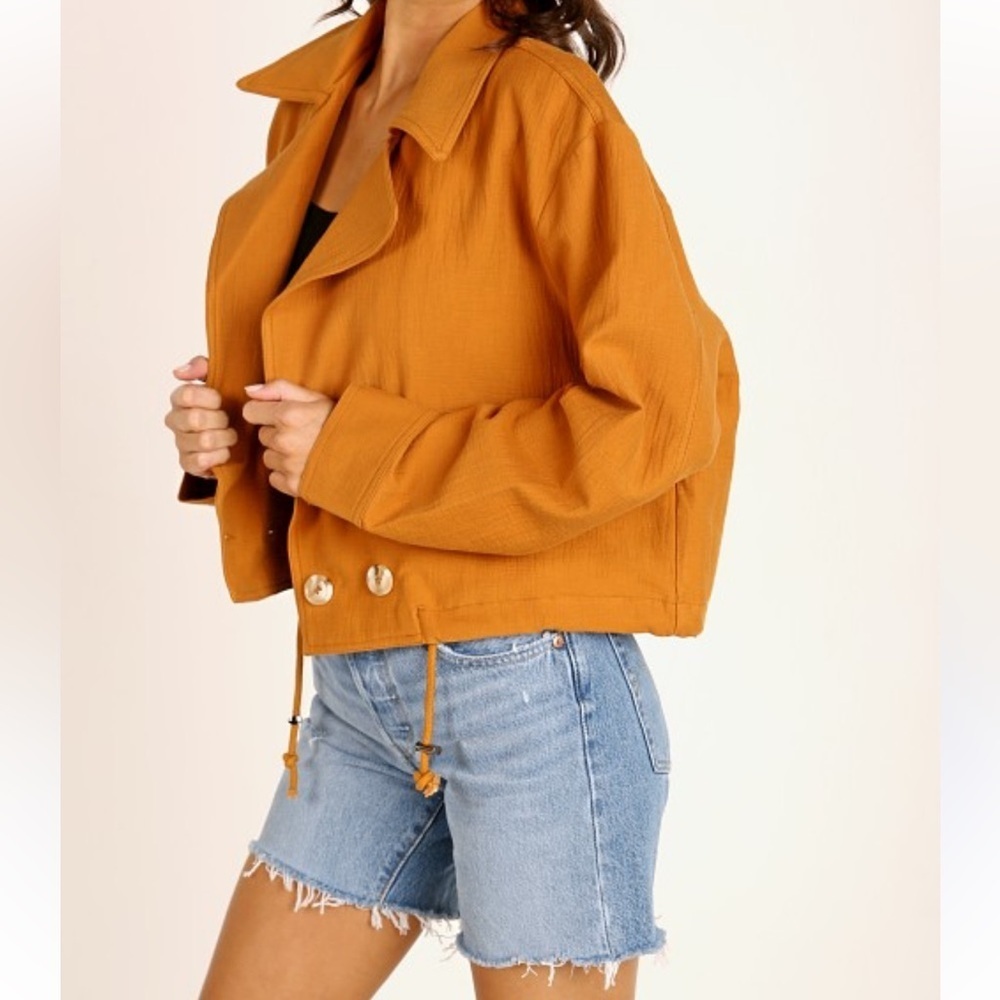 ASTR the Label En Route Jacket in Caramel - Picture 2 of 13
